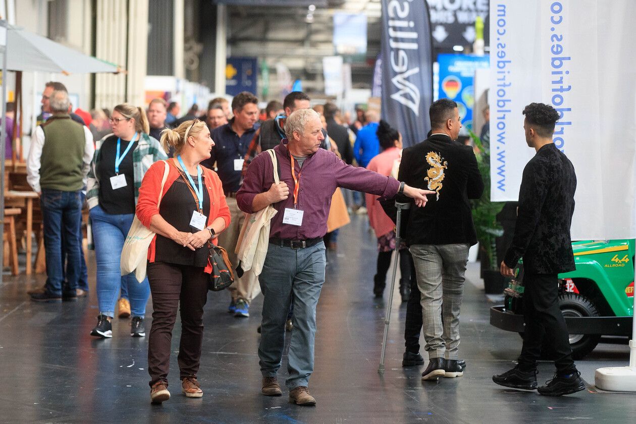 OVER 420 EXHIBITORS
